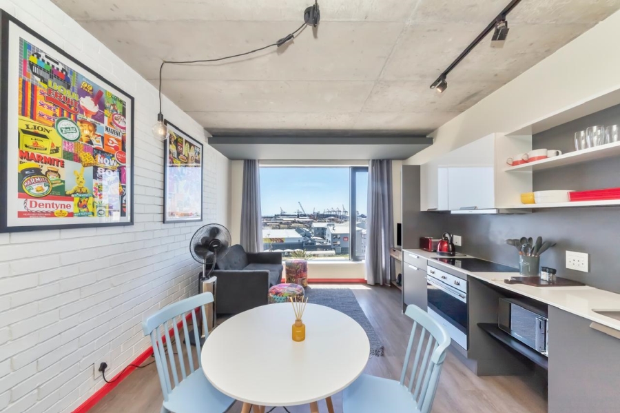 To Let 1 Bedroom Property for Rent in Woodstock Western Cape